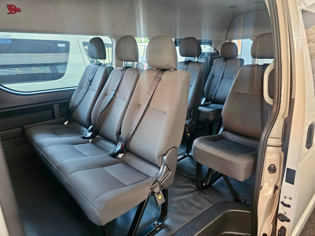 Arrival Airport Transfer – Private Bus
