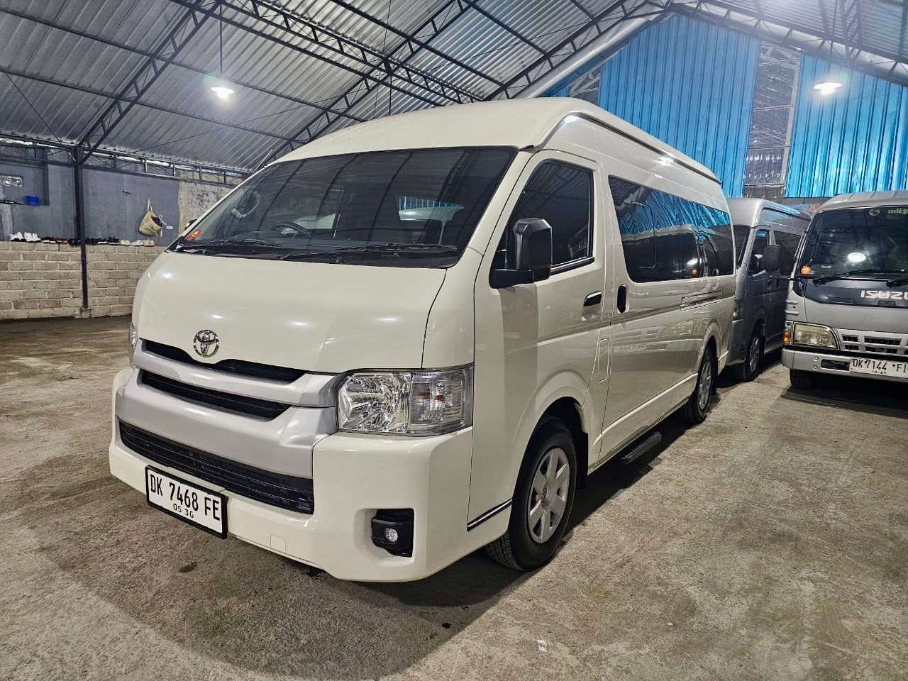 Departure Airport Transfer - Private Bus